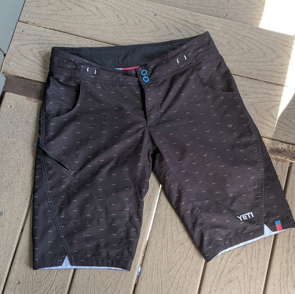 Yeti women's mountain biking Avery short